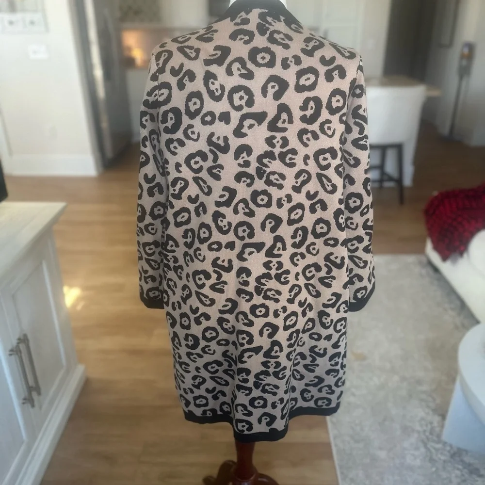 The Limited Leopard Print Cardigan - Picture 4 of 6